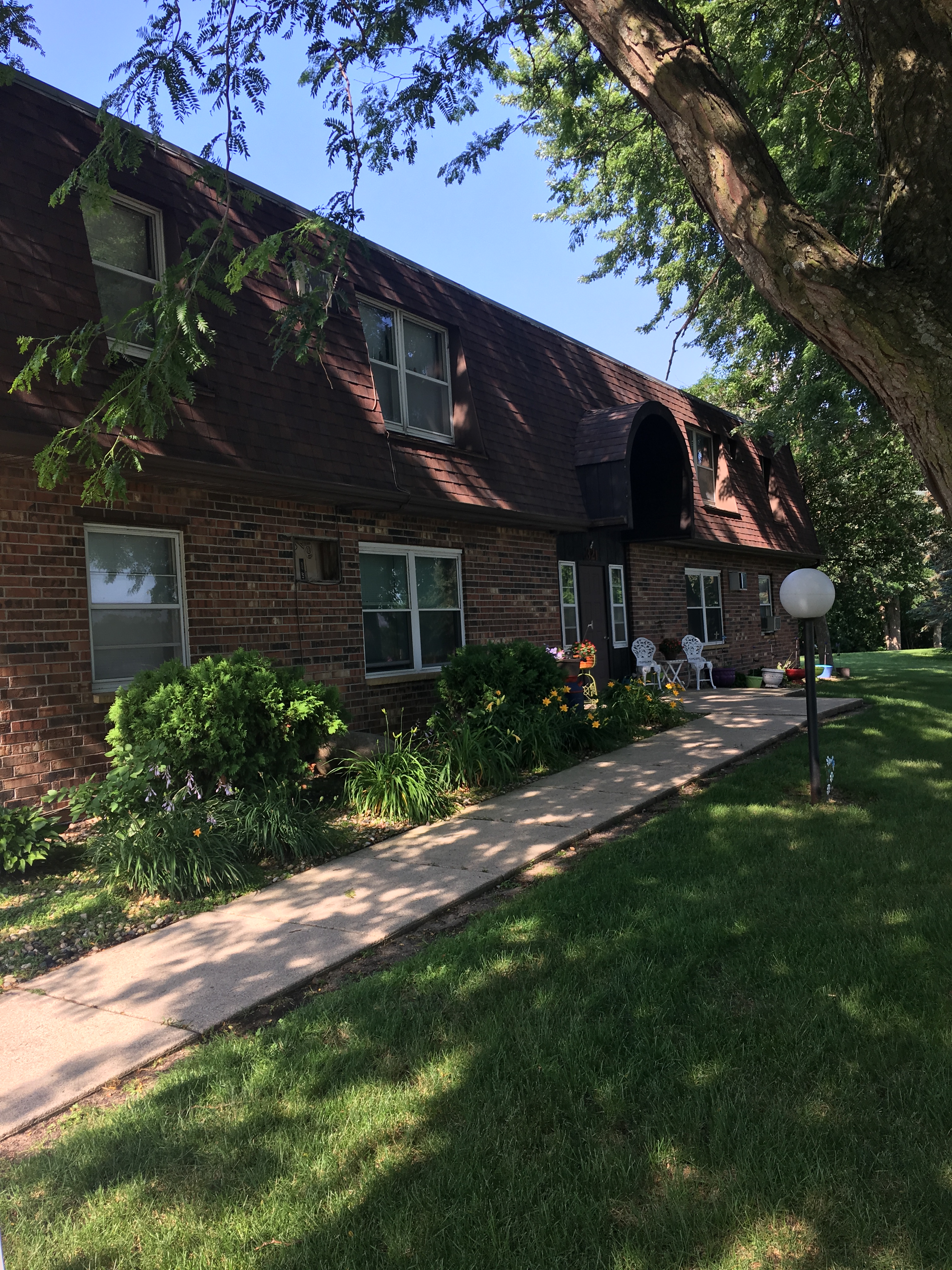 5th Street Apartments SMR Management